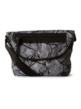 Lululemon Athletica Black & White “Dottie Tribe” Graphic Print Festival Bag
